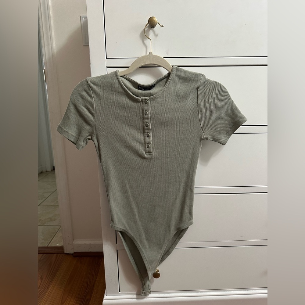 Zara Green Bodysuit Shirt